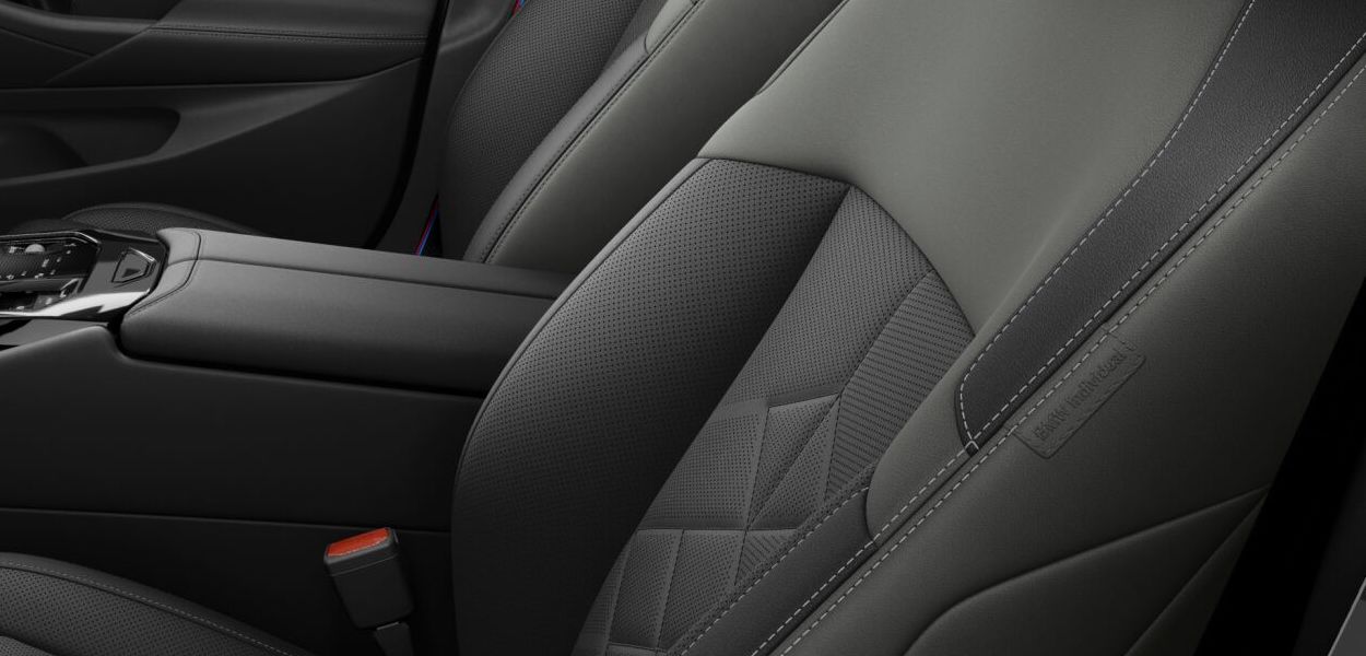 Angebotsdetails BMW 5er Touring 540d xDrive Touring A Black Sapphire metallic